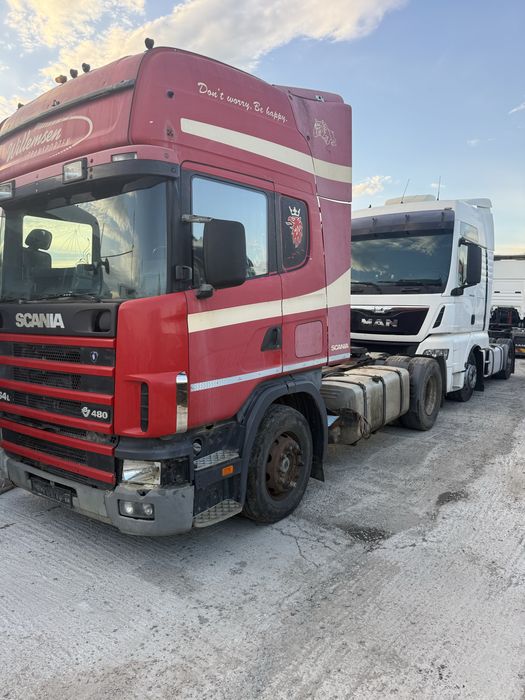 vand sau dezmembrez scania 2002 v8