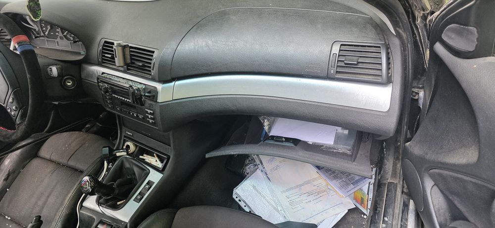 BMW E46 323I на части