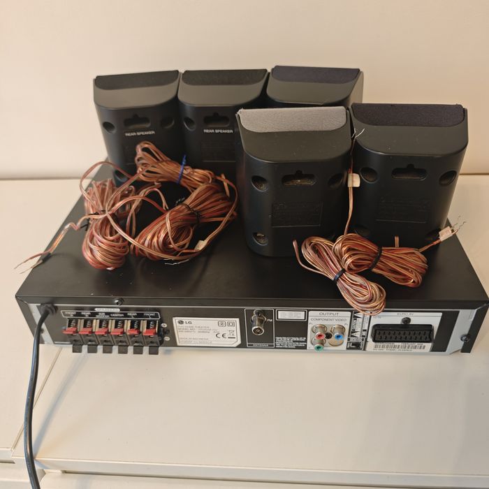 Домашно кино 5.1  LG HT-202 SF