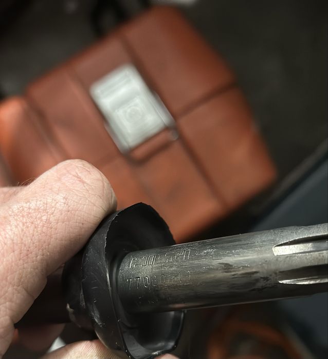 Къртач BOSCH GSH 11 E