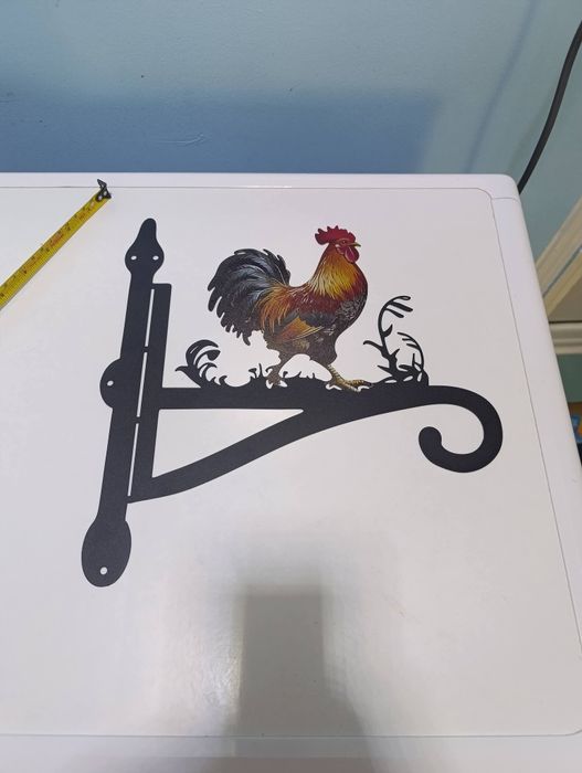 Ламаринена закачалка за висяща саксия