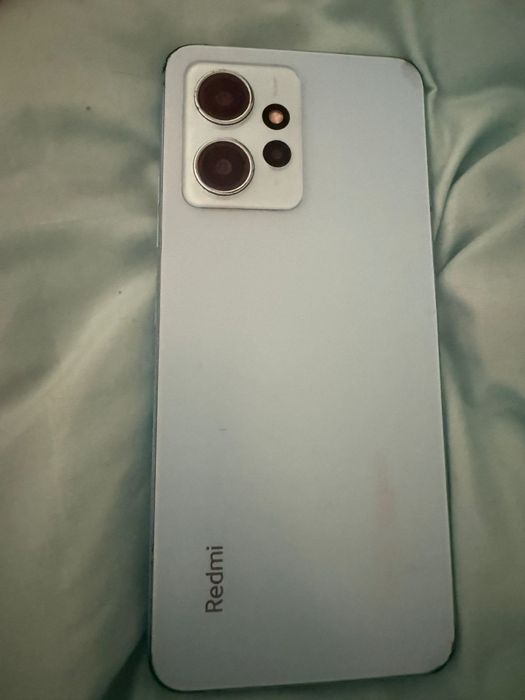 Телефон Редми нот 12