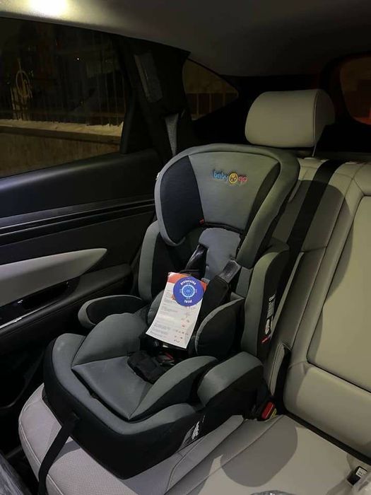 Новые автокресла с 9 кг до 36 кг, расцветки темно серые, доставка