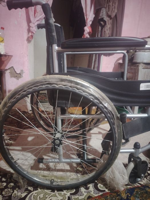 Коляска бар сатылады