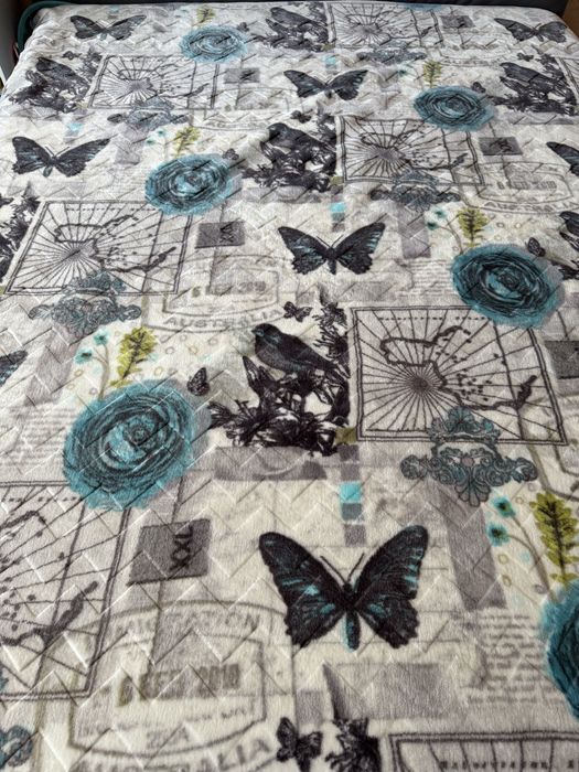 Луксозно голямо шалте / кувертюра за спалня с размер 220 см/ 240 см