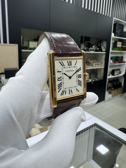Золотые Часы Cartier Tank Large 18k