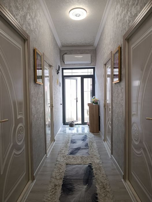 Koʻk terakda srochna yangi qurilgan uy sotiladi