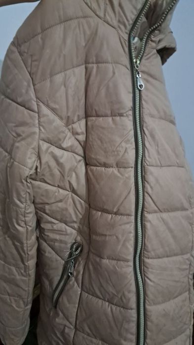 Женская куртка можно и на подростка