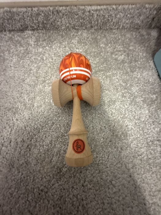 Kendama europe portocalie semnata
