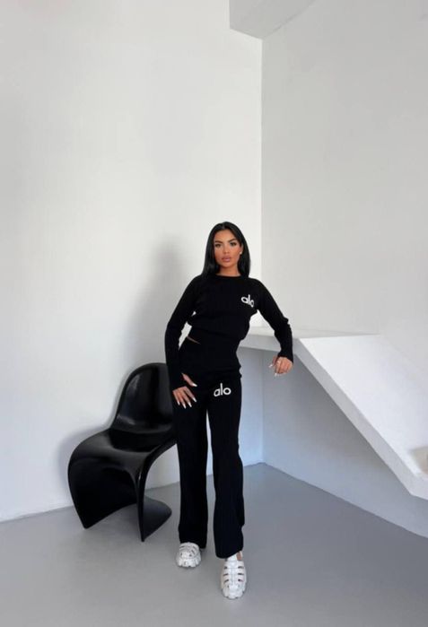 Compleu dama diferite modele