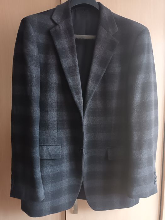 Спортно-елегантни мъжки сака Л размер