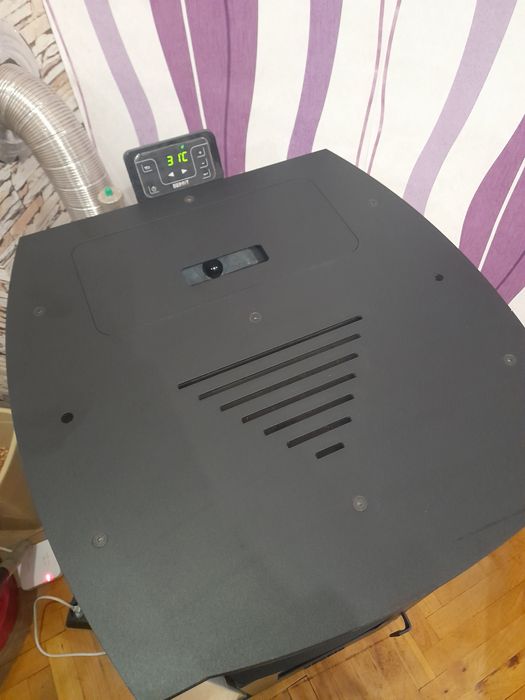 Пелетна камина Вurnit Advant 13kW +стаен термостат