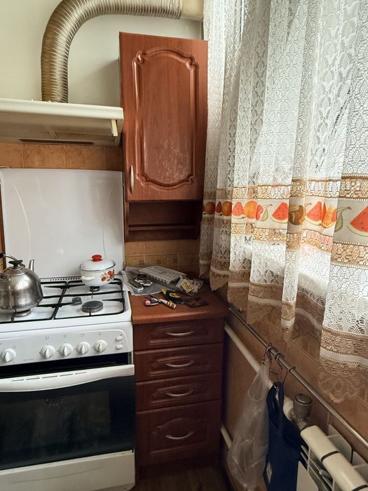 продам кухонные шкафы