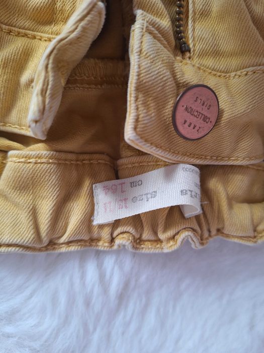 Сет от два чифта дънки за момиче в идеално състояние