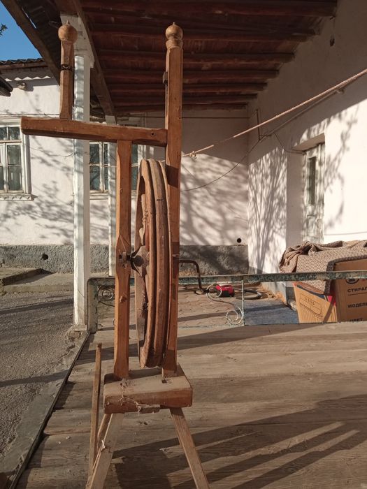 Прялка старинная