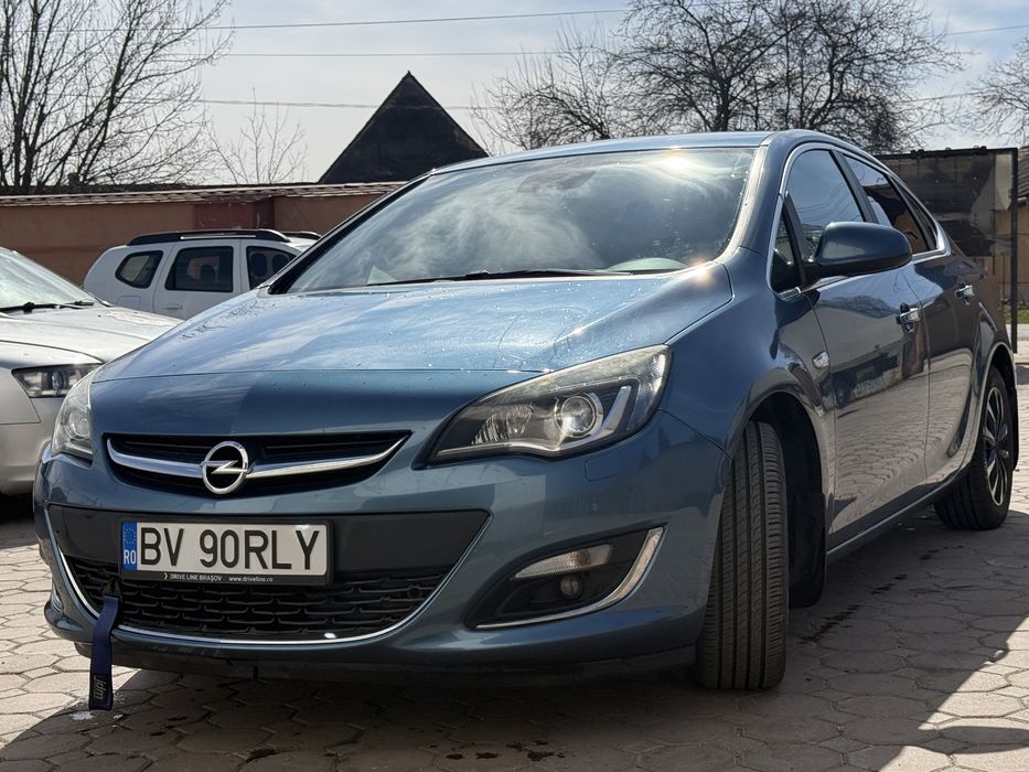 Opel Astra J - 1.4 turbo benzina