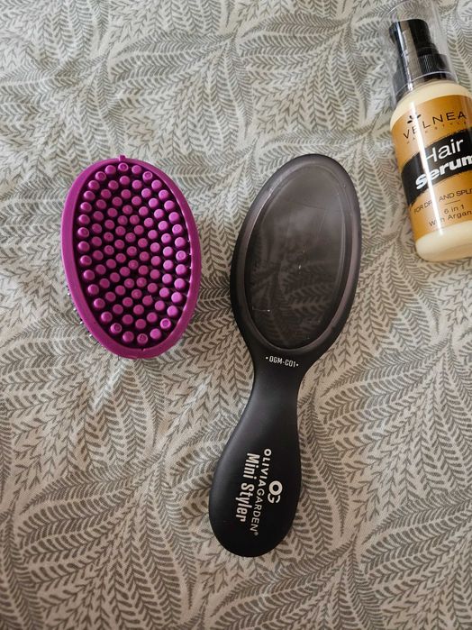 Четка Olivia garden + серум за коса