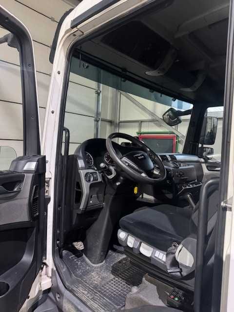 VÂND MAN 8.250 TGL Cabină dublă