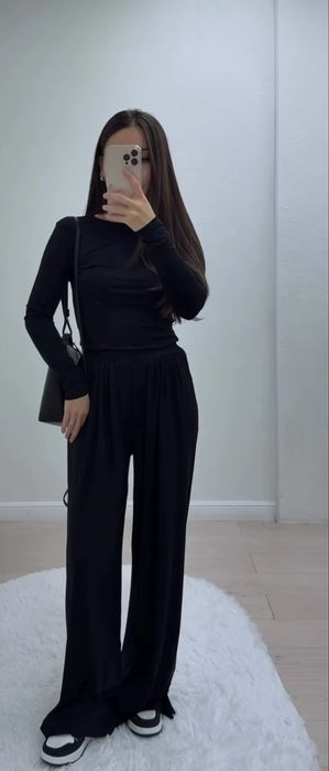 продается женскин вещи