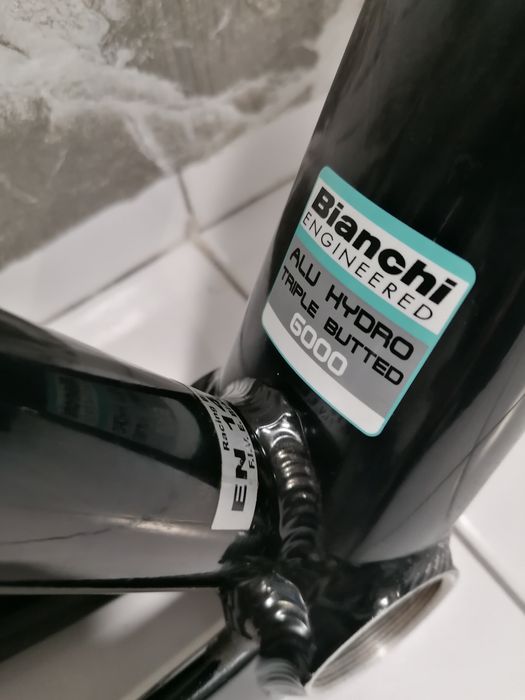 BIANCHI   Impulso Шосейна рамка