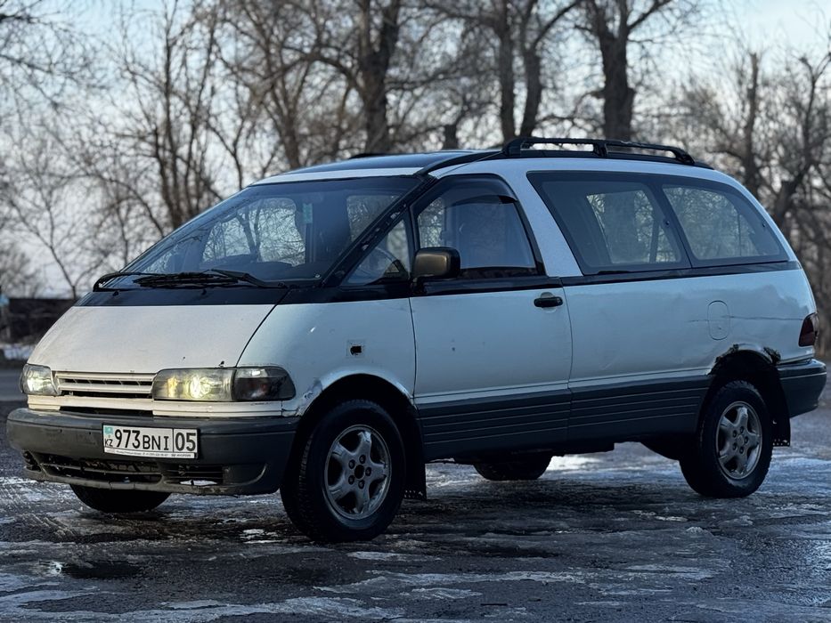 Тайота Превия 1993