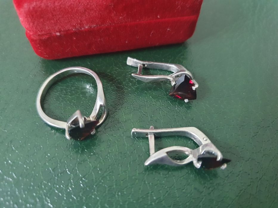 Шикарный комплект для девушки