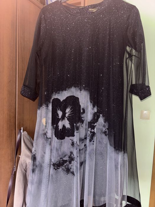 Продам платья.