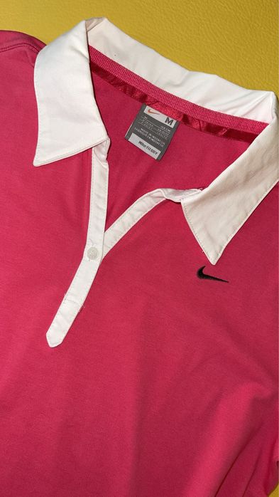 Уникална тениска Nike с бродирано лого