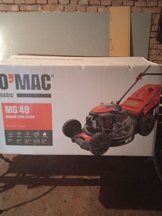 Vând mașina de tuns iarbă nouă pe benzină cu bon de garanție.