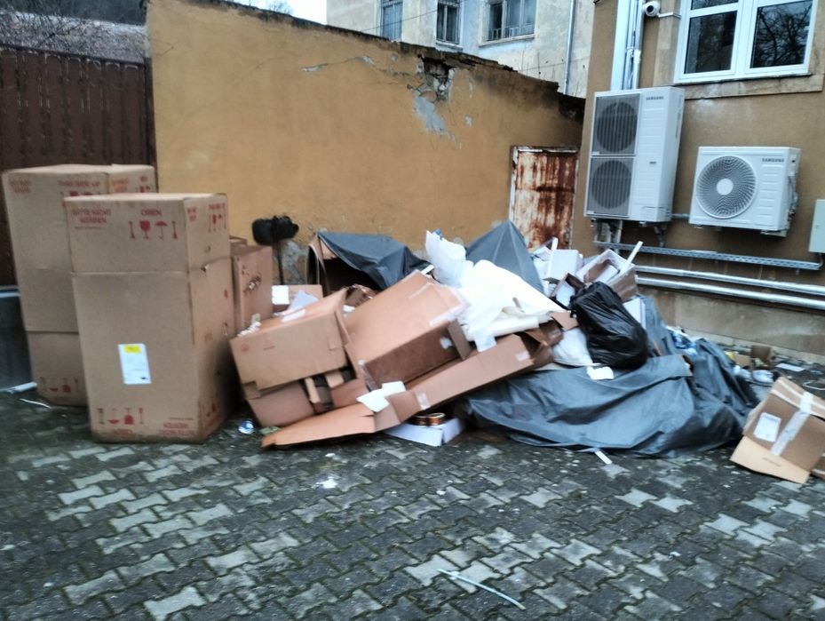 Servicii debarasări mobilă moloz