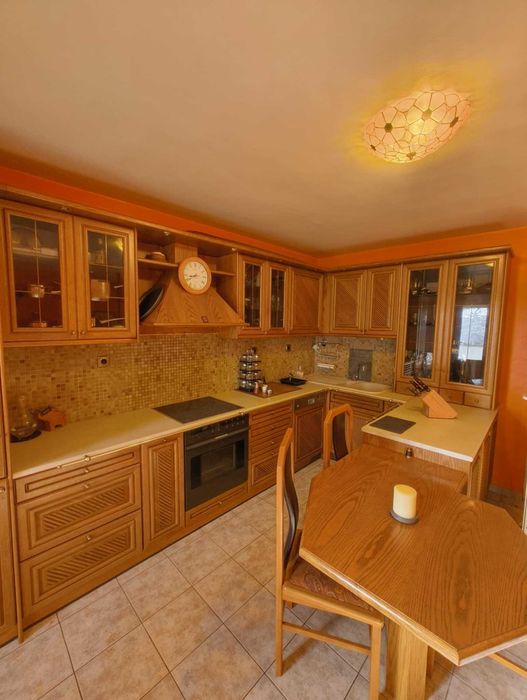 Townhouse Къща на 5 нива в кв. Дружба 1, гр.Добрич