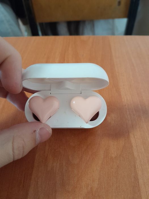 Блютюз наушники сердечки