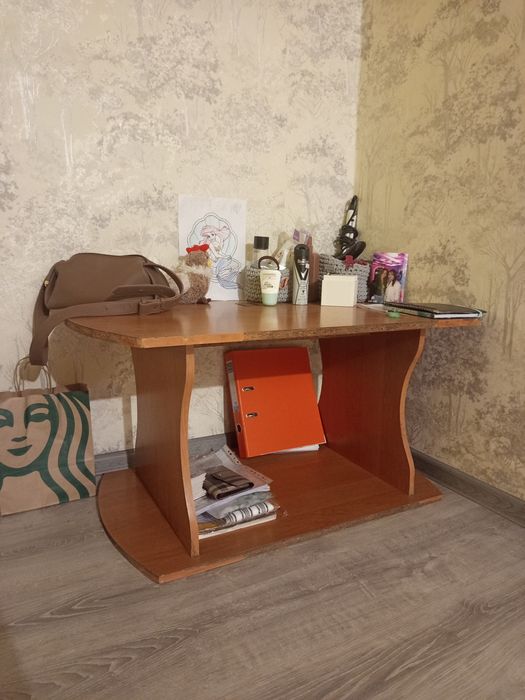 Продам журнальный столик!