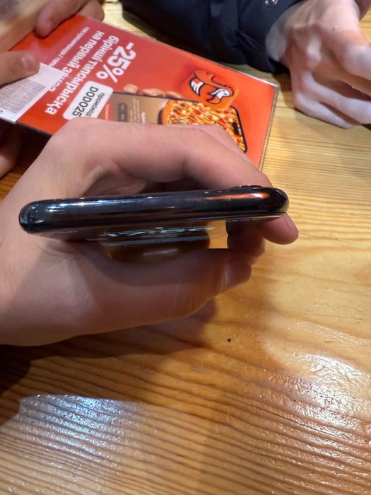 Продам iPhone X 256 г