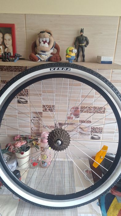 Roată spate 28"  si un set roti fata-spate complet