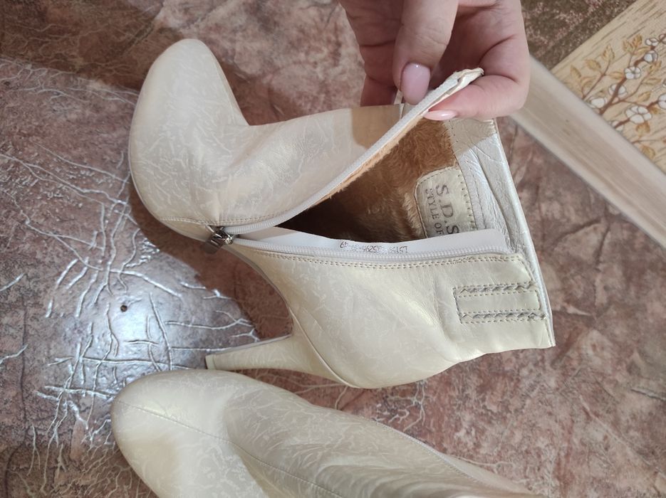 Продам новые полусапожки!