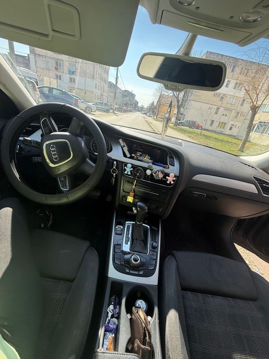 Audi a4 b8 2012  automat