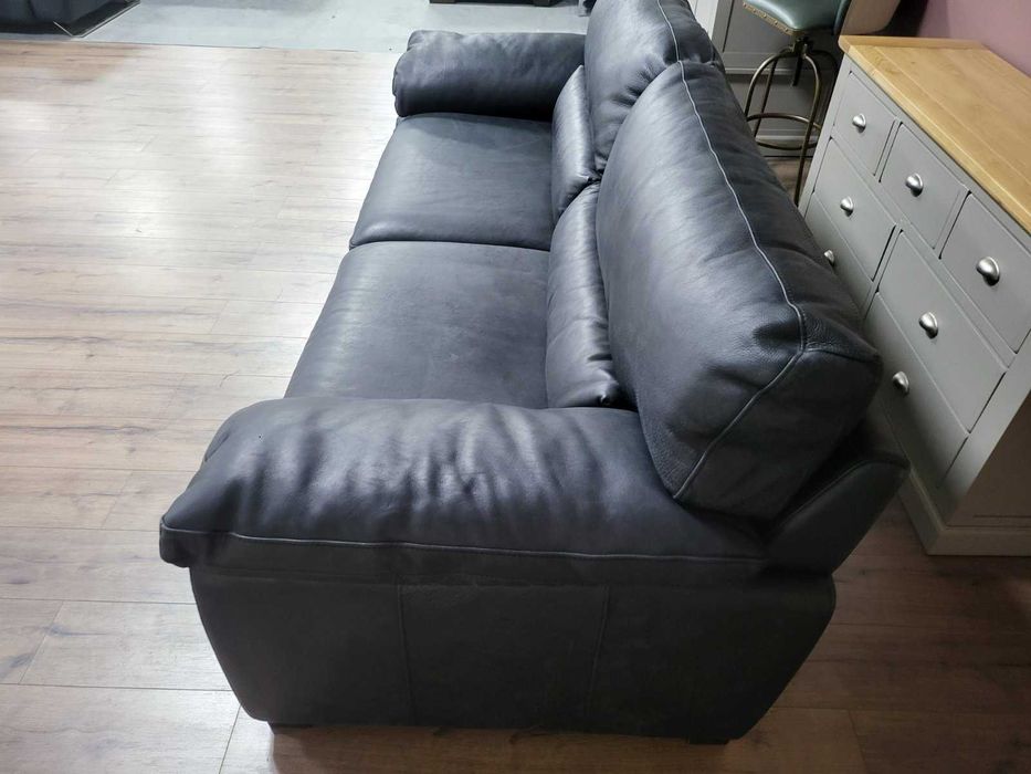 Черно-сив кожен диван тройка "Santino" - телешки бокс