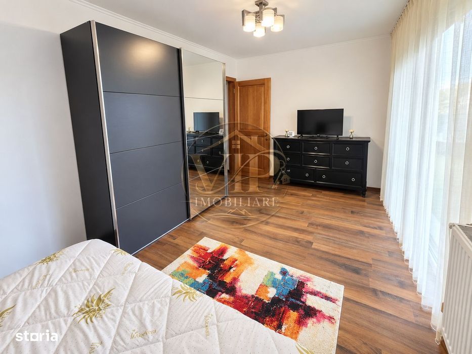 Casa tip duplex  cu 4 camere,210 mp teren,Zona Arex