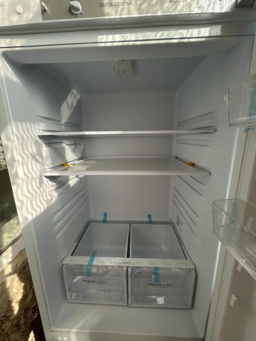 Продам Холодильник Бирюса