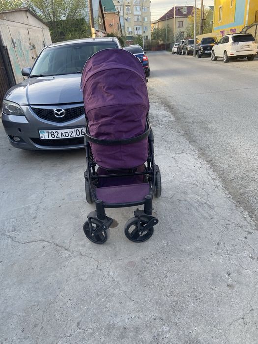 Коляска прогулочная прочная  люлька снимается