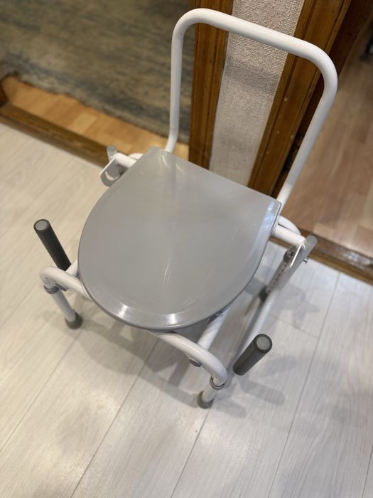 Санитарный стул Ortonica