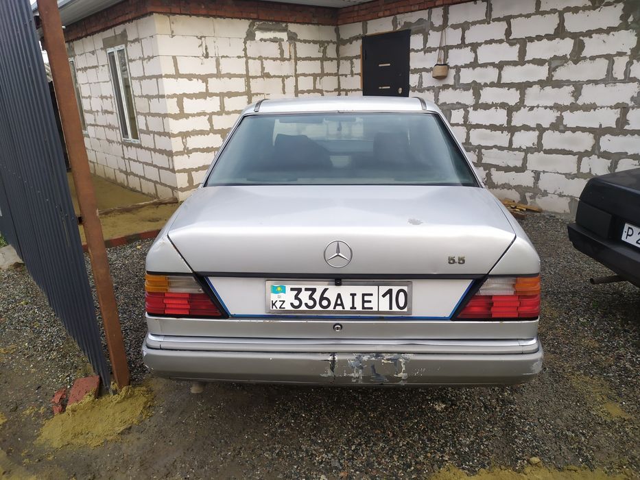 Продам Мерседес Е230