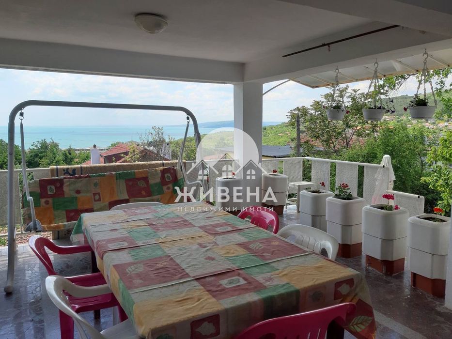 Продавам къща в гр.Балчик площ 256 кв.м