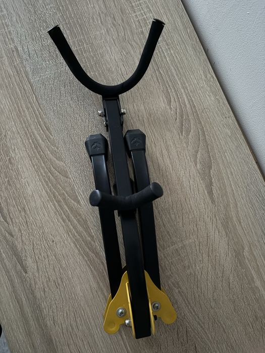 Vand stativ saxofon alto