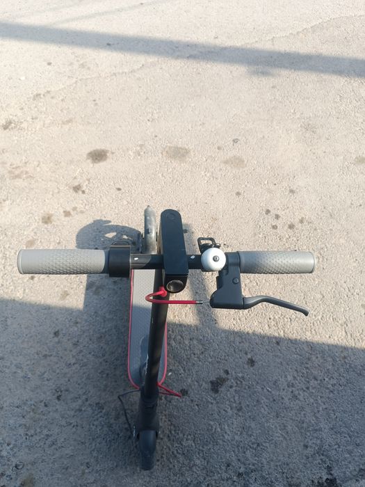 Продам электросамокат Xiaomi