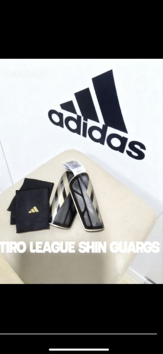 Футбольные сороконожки 36 размер + щитки adidas