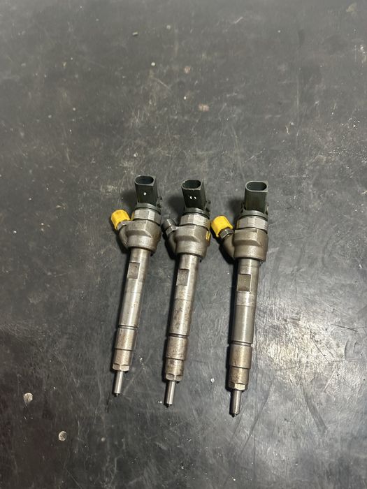 Injector injectoare BMW Seria 7 F01 730d N57 3.0 diesel