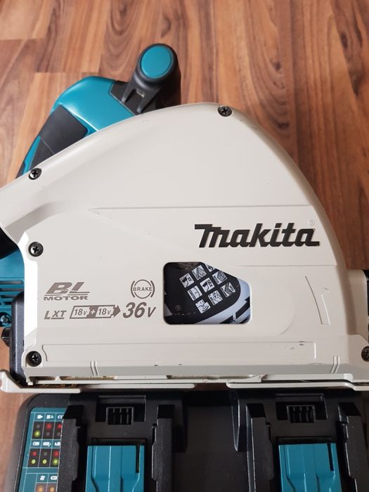 Circular cu plonjare pe acumulator Makita DSP600 impecabil