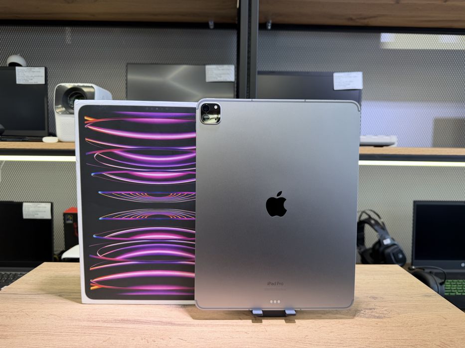 iPad Pro 12.9" 6 Generation, Wi-Fi+Cellular, 256 GB, АКБ83%, 1630/А10